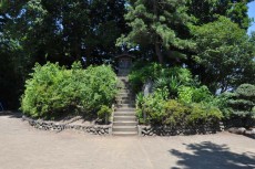 富士塚と浅間神社