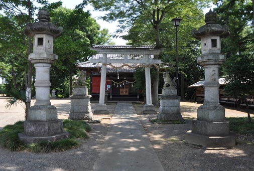 久下戸氷川神社_拝殿