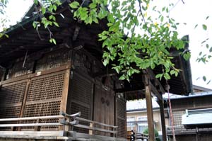 六塚稲荷神社-社殿