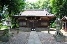 氷川神社の拝殿