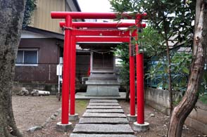 六塚稲荷神社